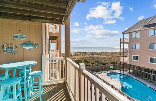 Wilmington Beach House | Cast a Waves. Condo with partial Atlantic views and a POOL