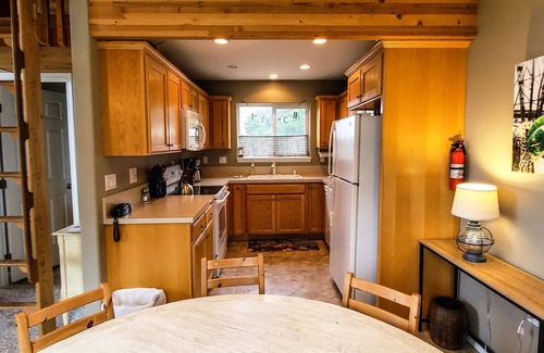 Yachats House | Castaway~ Yachats Ocean View