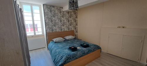Chateaubourg Villa | CASTEL HOME