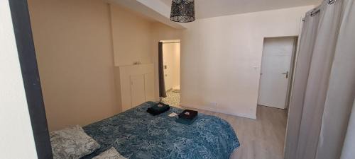 Chateaubourg Villa | CASTEL HOME