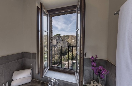 Monastero d'Ombrone Hotel | Castel Monastero - The Leading Hotels of the World