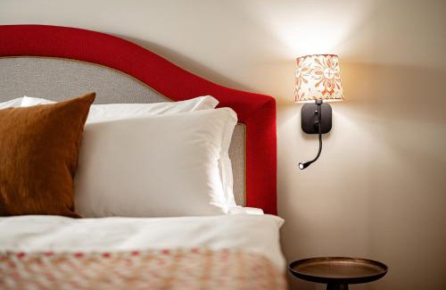 Caldaro Sulla Strada del Vino Hotel | Castel Sallegg Suites Adults only