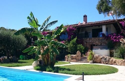 Porto Ottiolu Villa | Castel Smeralda Comfortable holiday residence