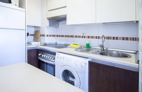Almenara Apartment | CASTELLANA PARKING 1 BEDROOM - 01