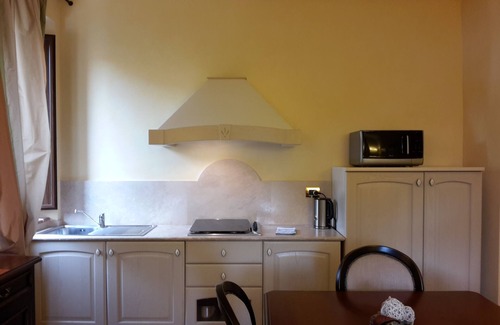 Izzalini Apartment | Castello Izzalini Todi Resort "Apt 6"