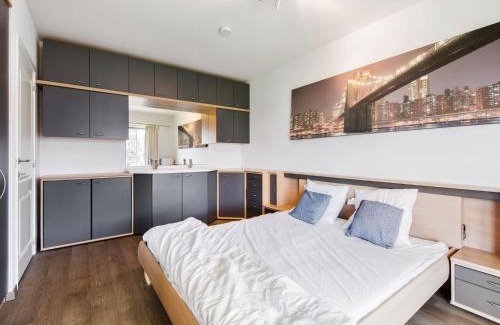 Blankenberge Apartment | Castle Apartment with Marina View