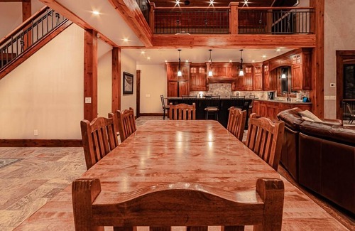 Salt Lake Mountain Resorts House | Castle Butenham by Cottonwood Lodging