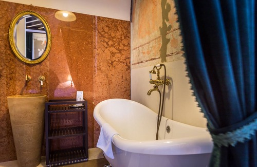 Talisoara Hotel | Castle Hotel Daniel