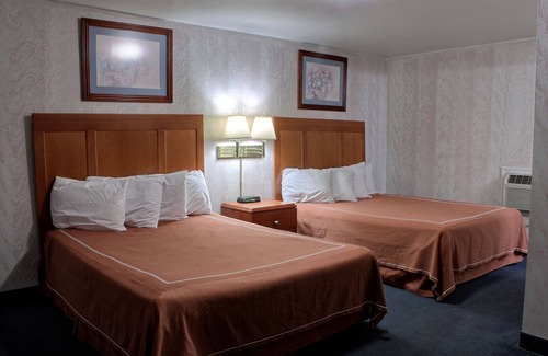 Niagara Falls Hotel | Castle Inn & Suites