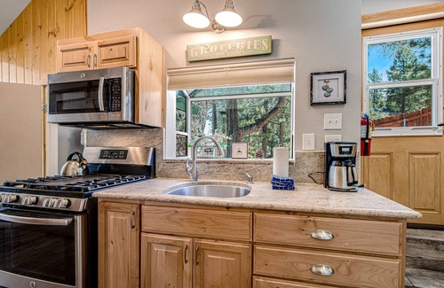 Boulder Bay Cabin | Castle Rock Cabin #1 ~ Comfortable cabin with modern amenities and deck - near hiking and lake