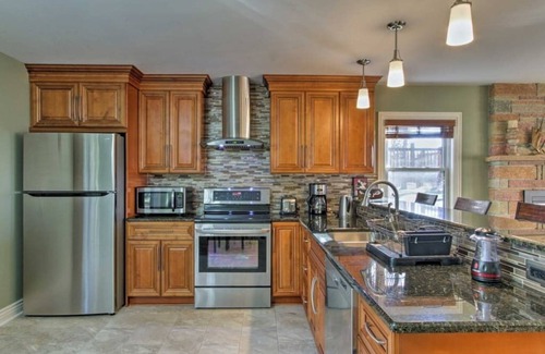 Friendship House | Castle Rock Lakefront Home with game room,beach close by /30 min to Dells