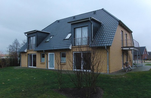 Kaschow Apartment | 'Castle Stargard': Apartment for up to 3 guests (with extra bed) & pets