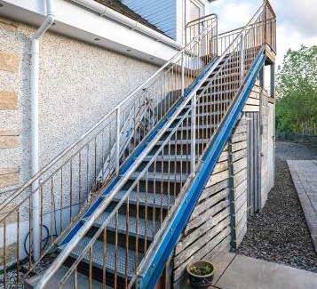 Stirling Apartment | Castle View - Home from Home