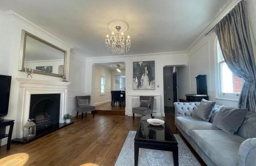 Lincoln House | Castle View House