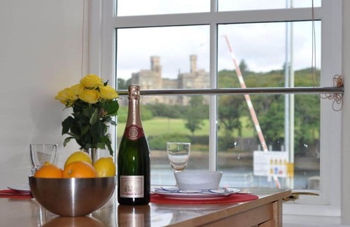 Stornoway Apartment | Castle View Stornoway