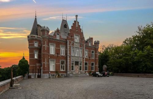 Gesves House | Castle with wellness and zipline, cleaning included
