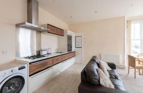 Dingwall Apartment | CASTLEBANK HOUSE FLATS, DINGWALL