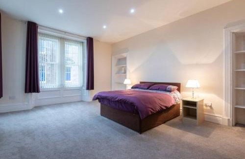 Dingwall Apartment | CASTLEBANK HOUSE FLATS, DINGWALL