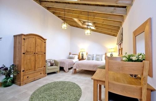 Banff Bed & Breakfast | Castleview Apartments