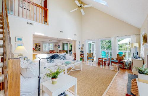 Cat Hill House | Cat Hill 417 Tamarack Dr