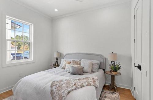 Pass Christian Apartment | Cat Island Town Home
