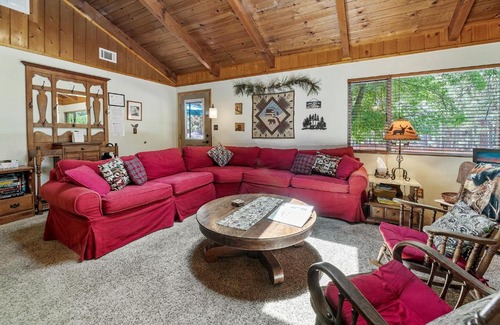 Fox Farm House | Catalina Retreat