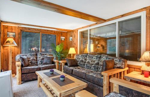 Eagle River House | Catfish Lake Home