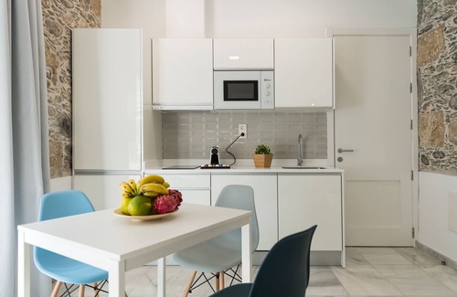 Vegueta Apartment | Cathedral Suites. Emblematic House. Apartment 2