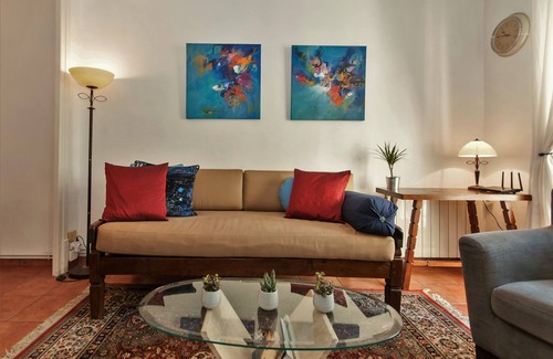 El Born Apartment | Cathedral View in Born - Location, location, location!