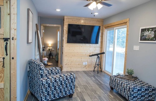 Flat Rock House | Catherine's Cabin