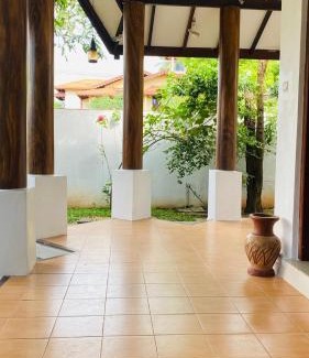 Ja-Ela House | catherine villa