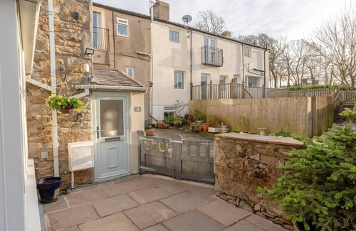 Fence House | Catlow Cottage Retreat