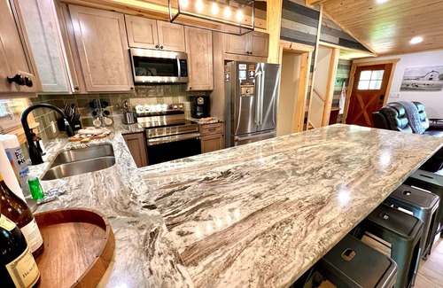 Caton Cabin | Catons Chapel (3-Bedroom Cabin) by RedAwning