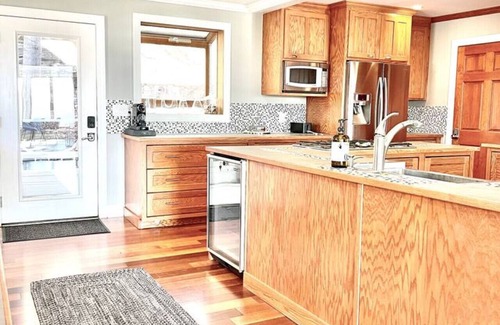 Bovina Center House | Catskills Mountain Retreat – Summer Stay with Scenic Views