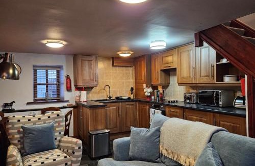 Cartmel House | Causeway Cottage