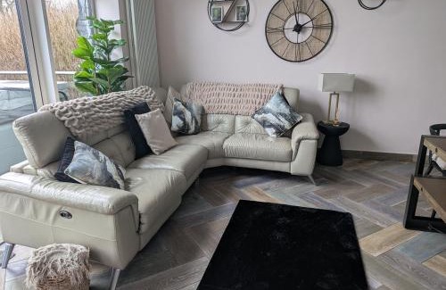 Belfast Apartment | Cavehill city view