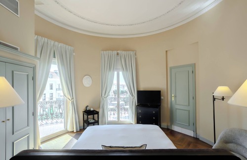 Cannes City Centre Hotel | Cavendish