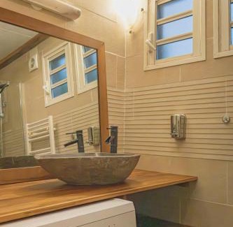 La Plaine-des-Palmistes House | Caverne des fees