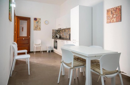 Avola Apartment | Cavour Apartments