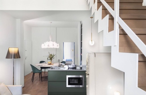 San Lorenzo Apartment | Cavour Deluxe apartment in Florence by Mmega