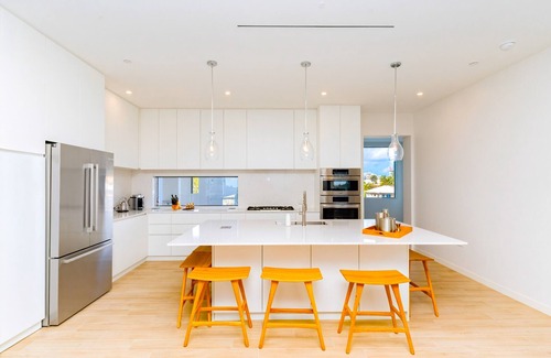 Seven Mile Beach Villa | Cayman Luxury Rentals at One Canal Point
