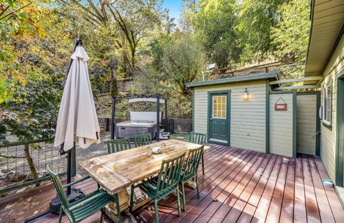 Cazadero House | Caz-a-Verde