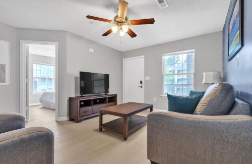Westover Apartment | Cb 204 Fayetteville Retreat, Free Parking, Pool