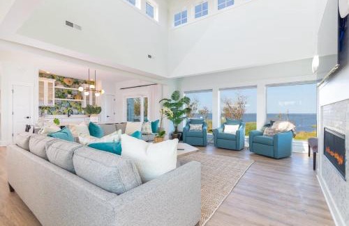 Corolla House | CB20 - Sunset Serenade