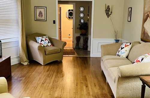 Statesville House | CC Cute Eclectic Cottage