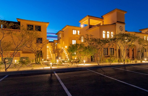 Paraiso Escondido Condo | CCV Quivira-NEW & Luxurious 3BR Penthouse.