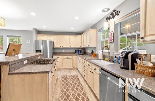 Coeur d'Alene House | CDA Quiet Neighborhood Retreat