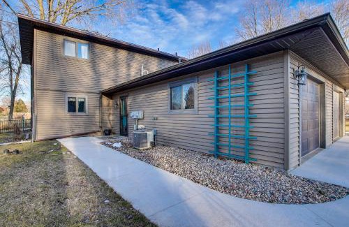 Cecil House | Cecil Vacation Rental Walk to Shawano Lake!