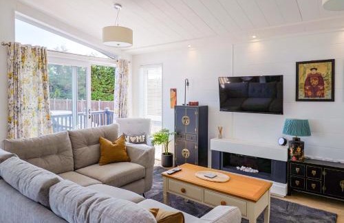 Combpyne House | Cedar 1
