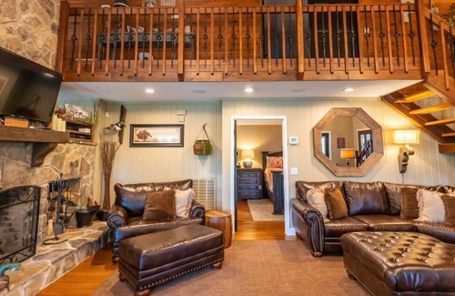 Leesburg House | Cedar Bluff Alabama Lake House